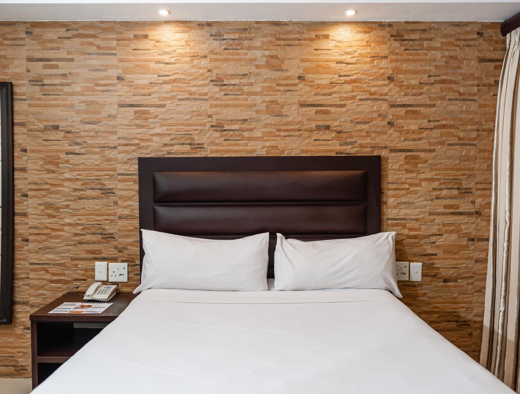 Bayside Hotel & Self Catering 110 West Street Durban Esterno foto